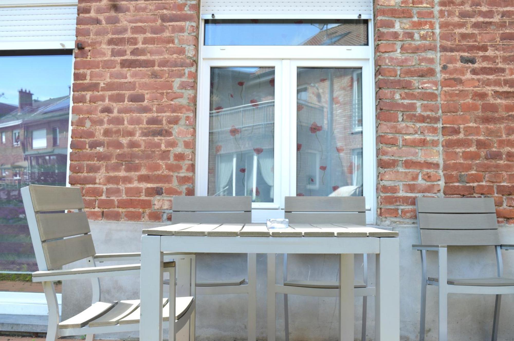 Logement Gare Eupen Esterno foto