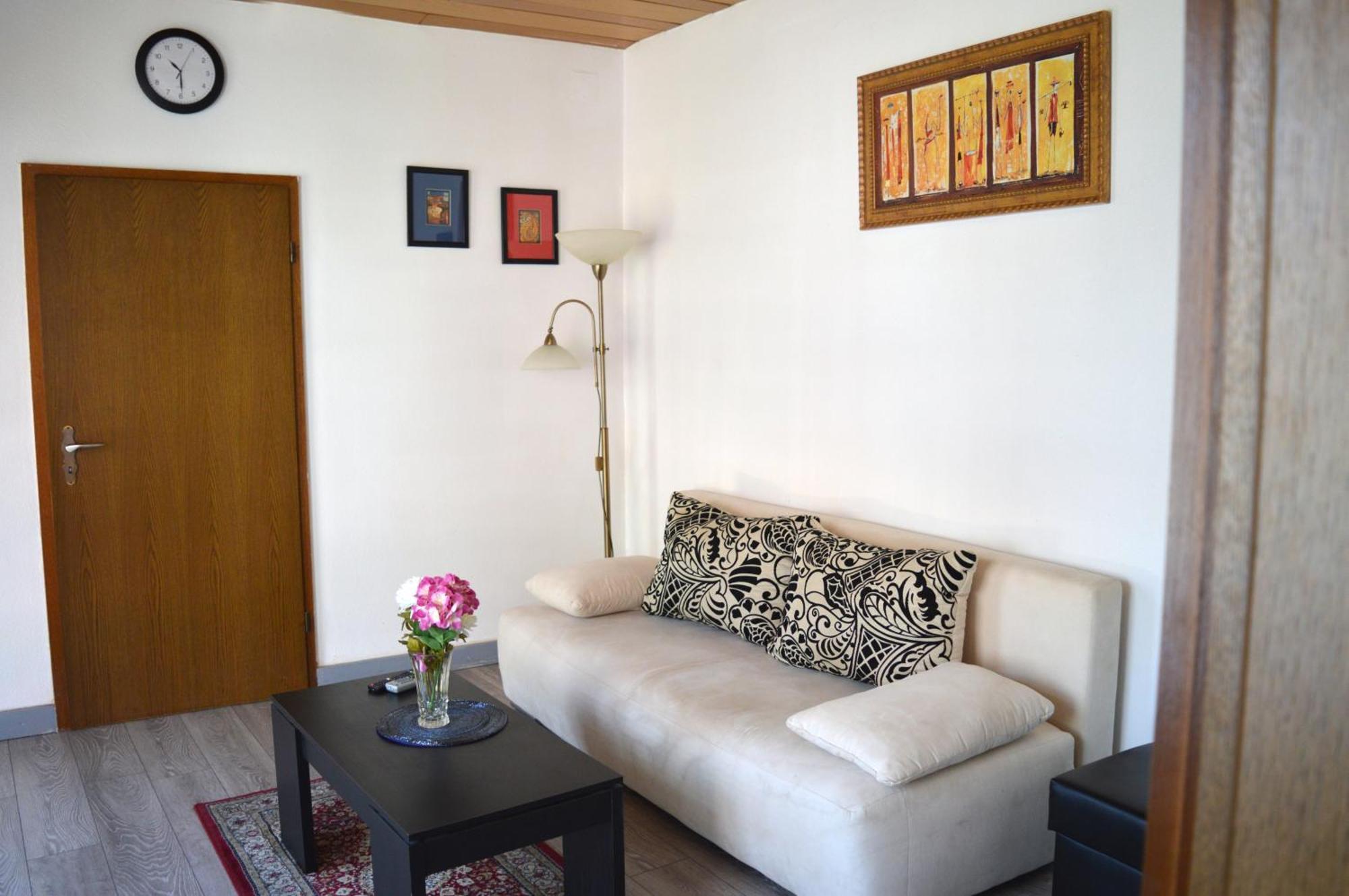 Logement Gare Eupen Esterno foto