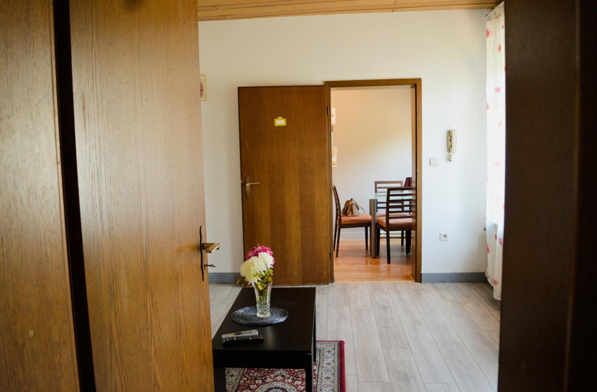 Logement Gare Eupen Esterno foto